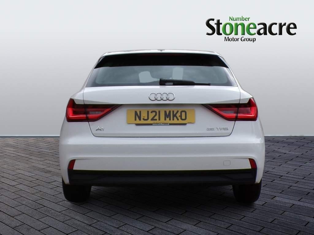 Audi A1 Image 4