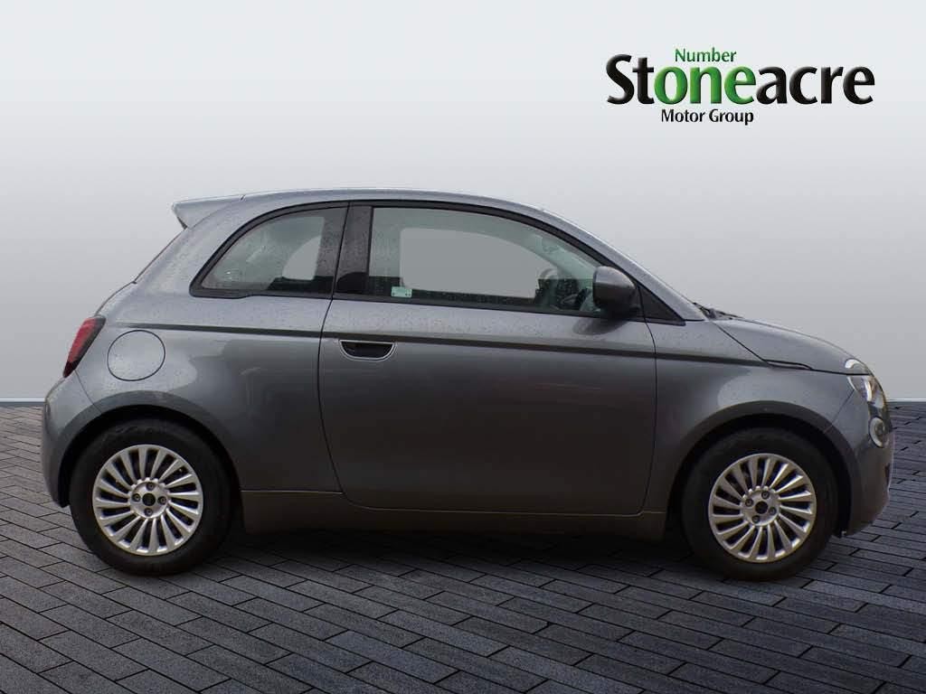 Fiat 500e Image 2