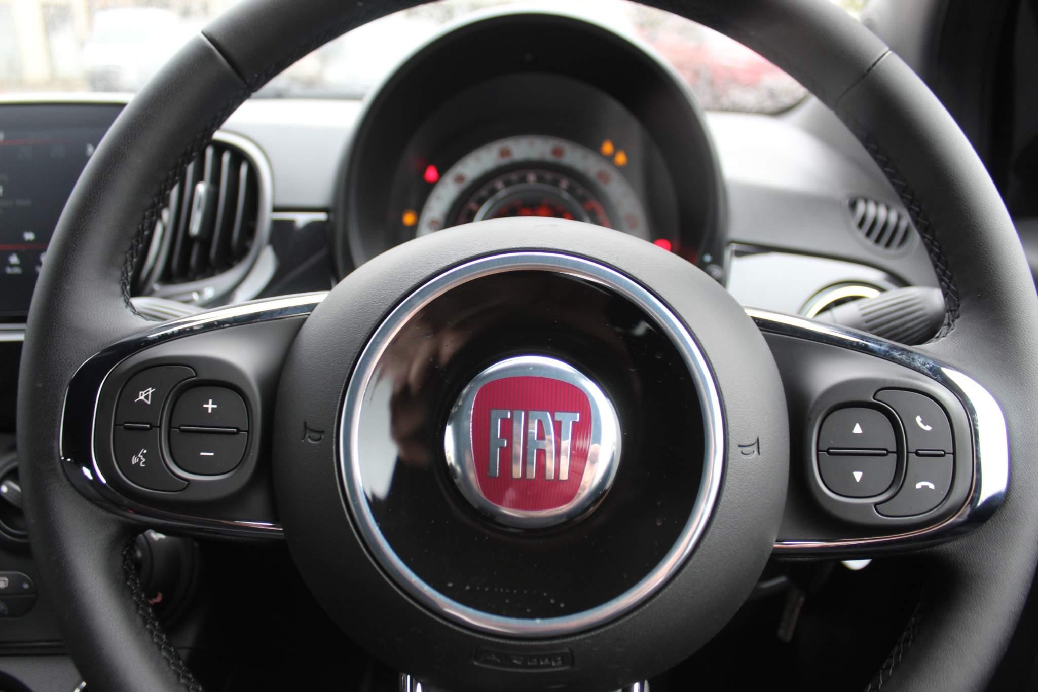 Fiat 500c Hybrid Image 15