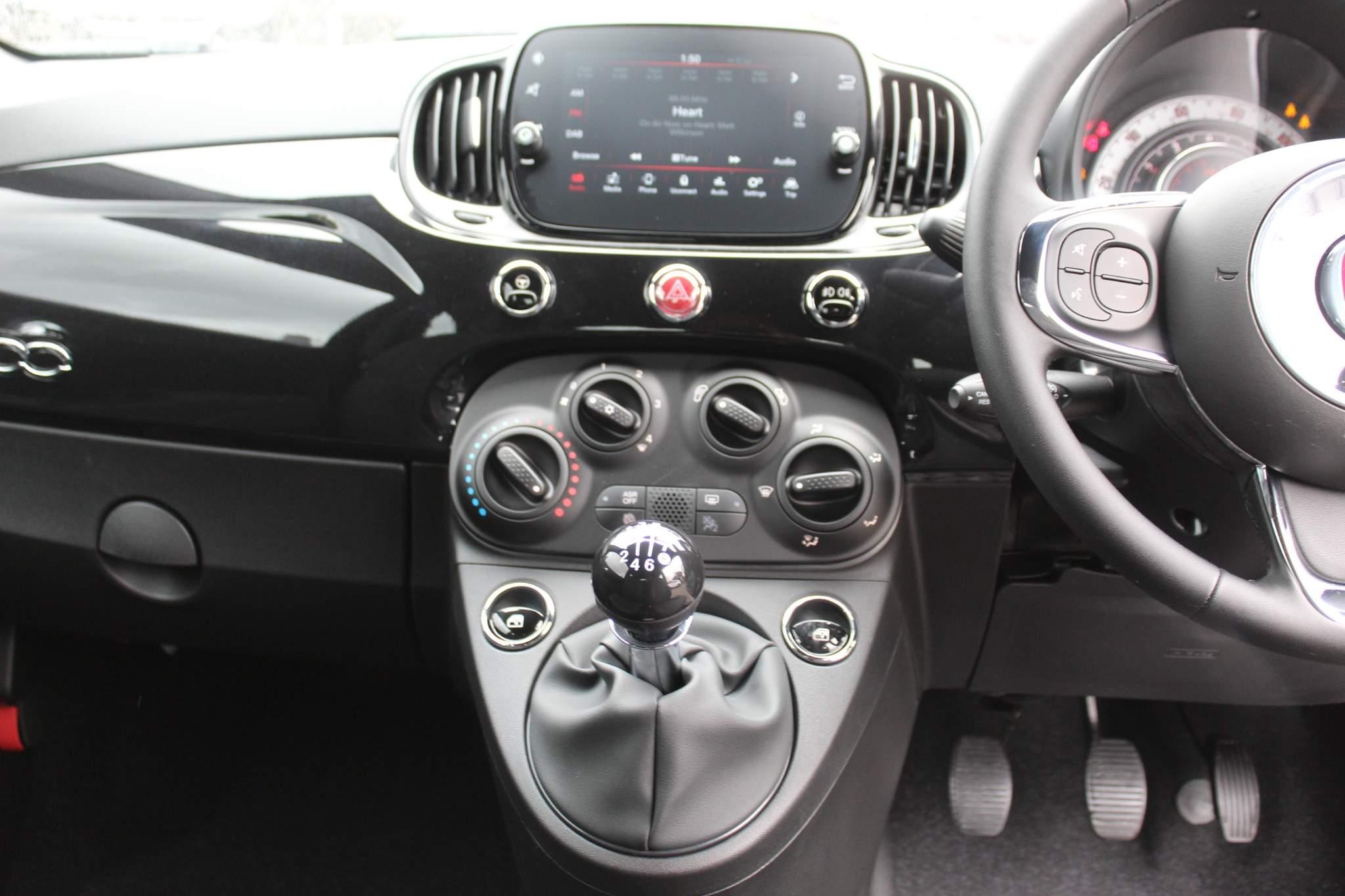 Fiat 500c Hybrid Image 20