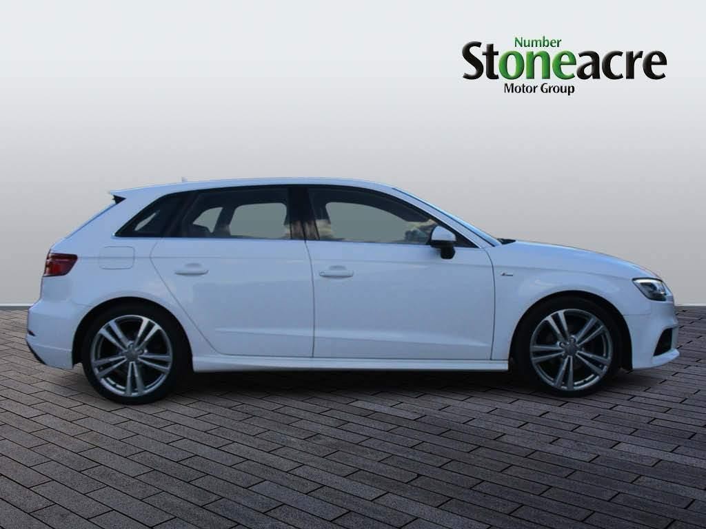 Audi A3 Image 2