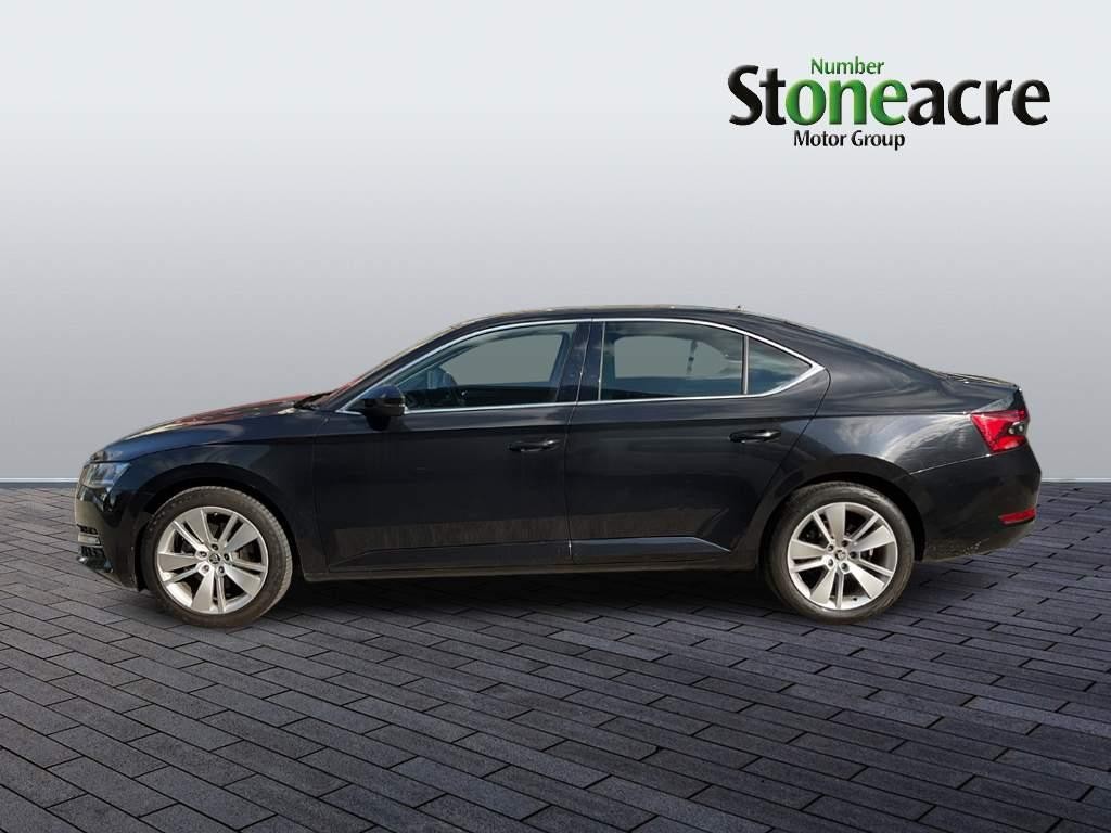 Skoda Superb Image 6