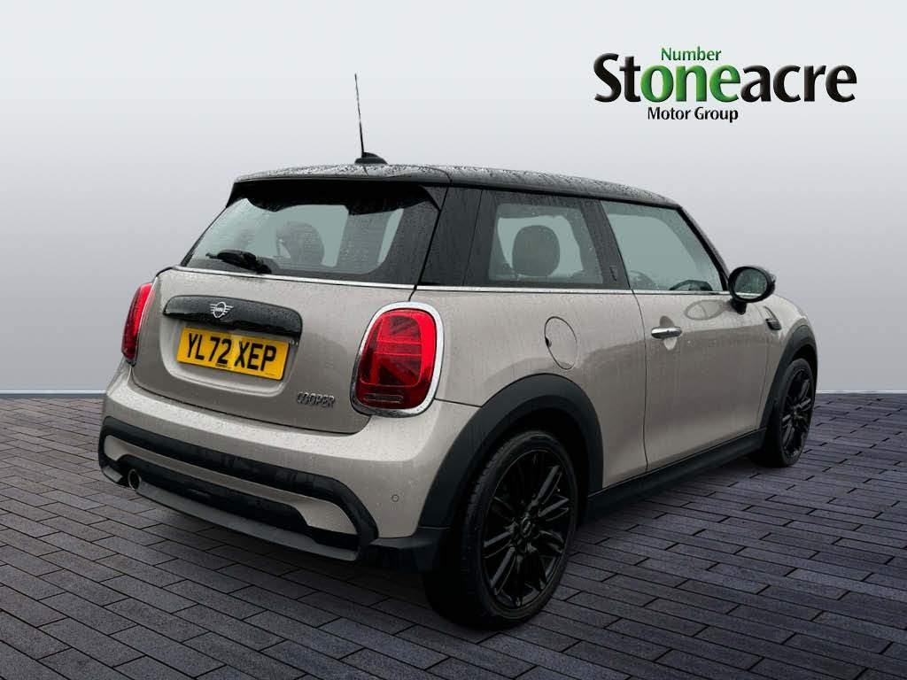 MINI Hatch Image 3