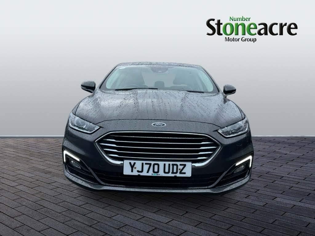 Ford Mondeo Image 8