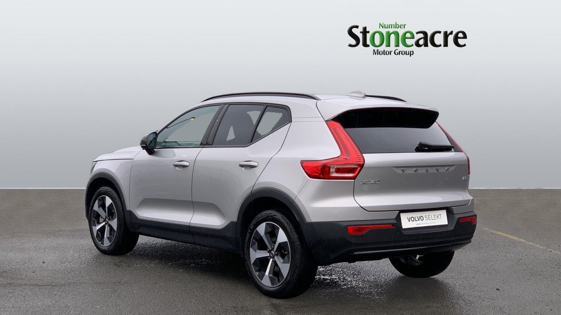 Volvo XC40 Image 2