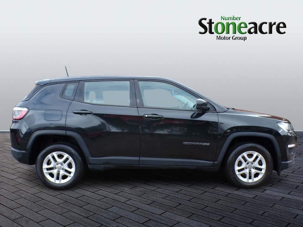 Jeep Compass Image 2