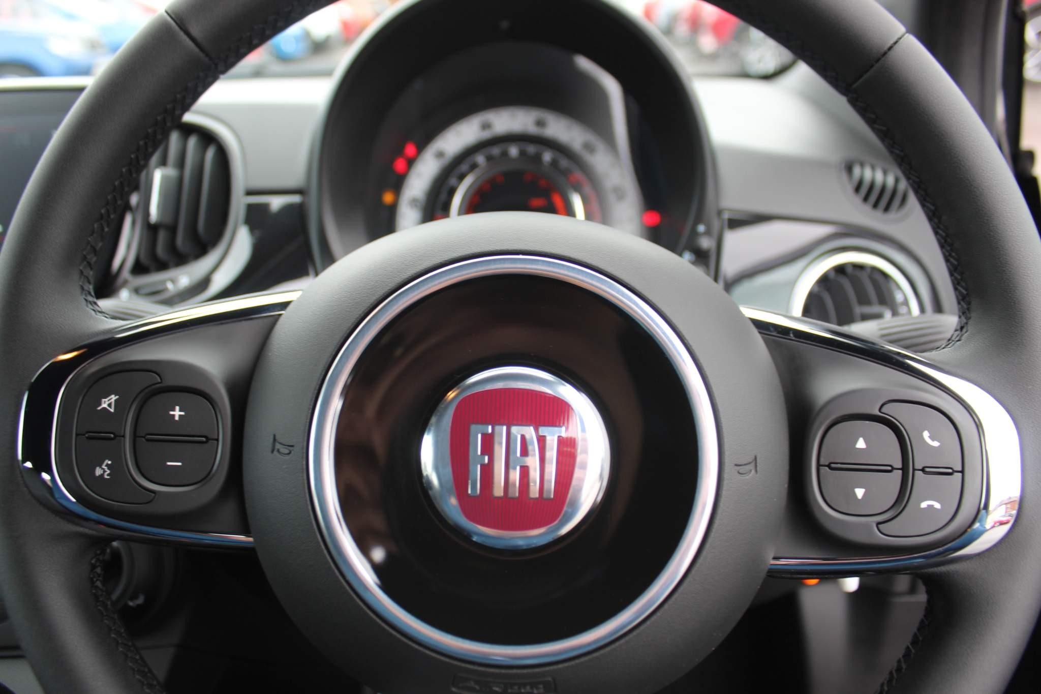 Fiat 500c Hybrid Image 15