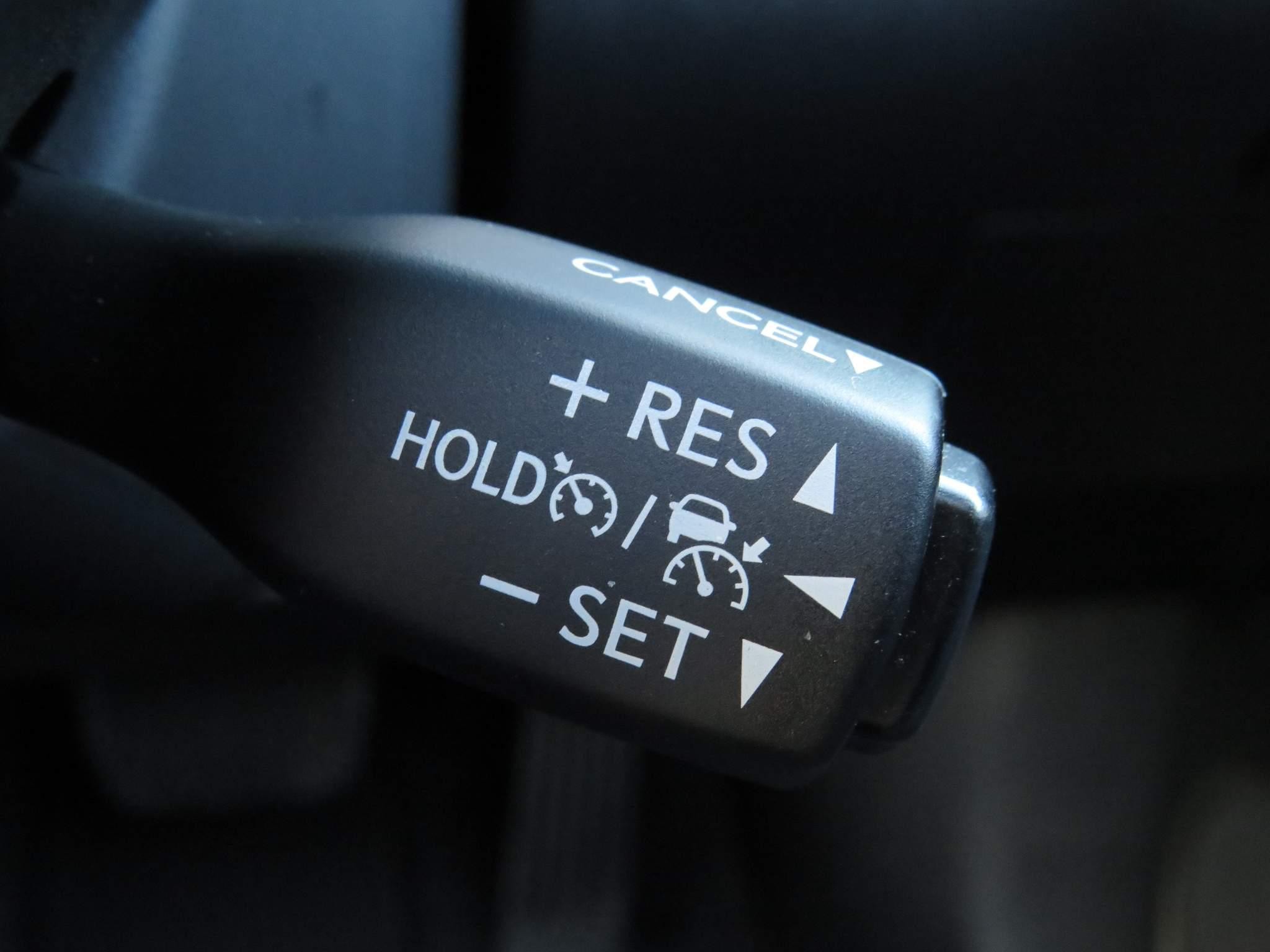 Lexus RX Self-Charging Hybrid Image 33