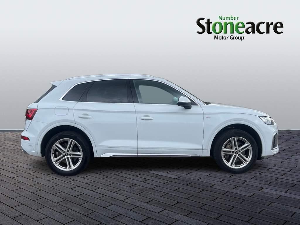 Audi Q5 Image 2