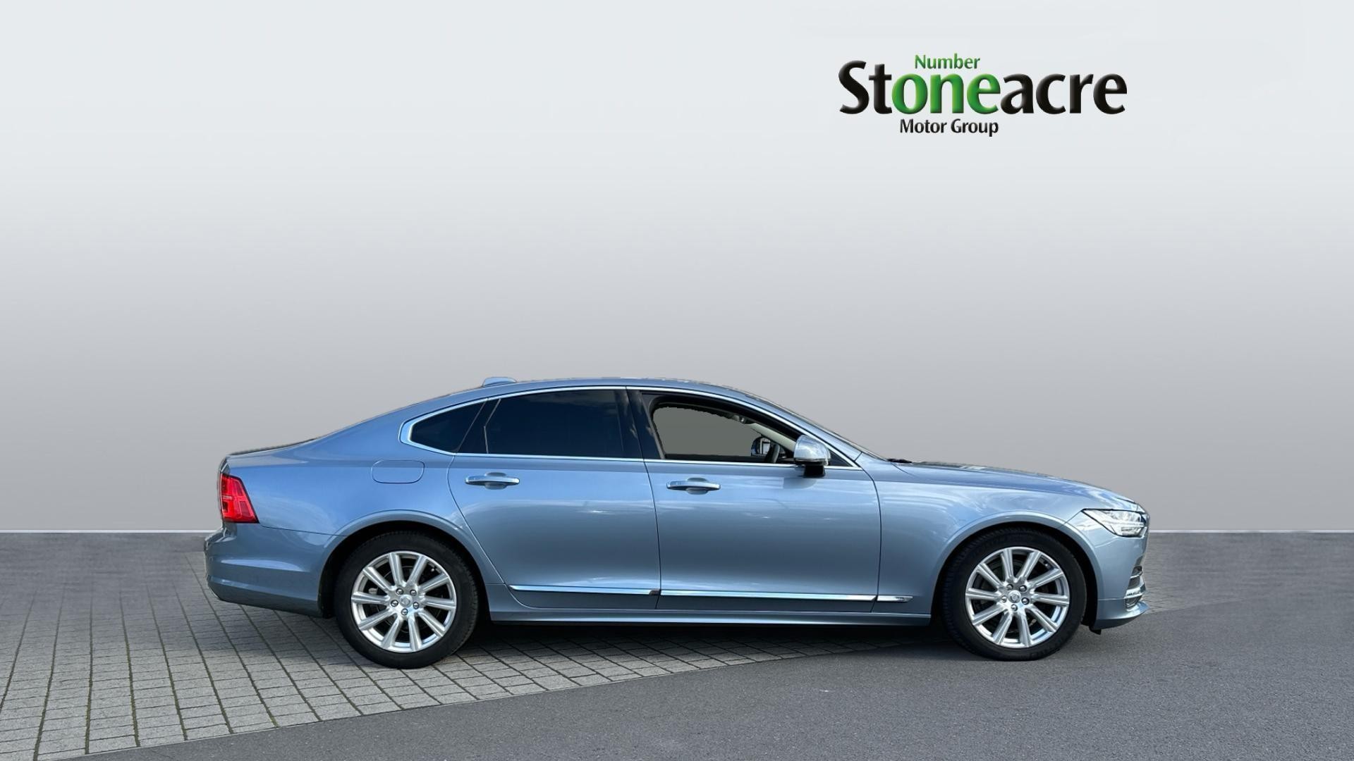 Volvo S90 Image 3