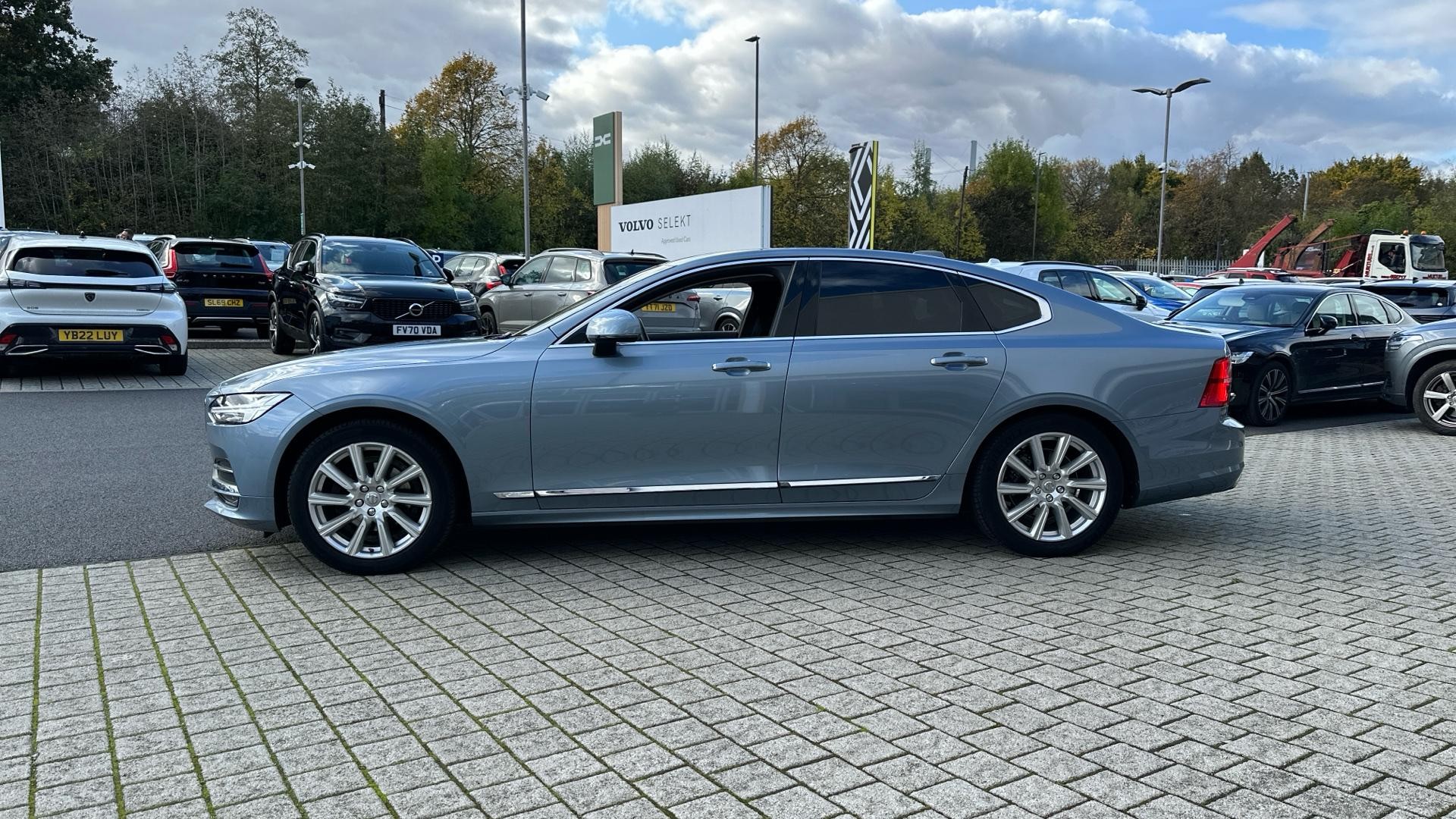 Volvo S90 Image 8