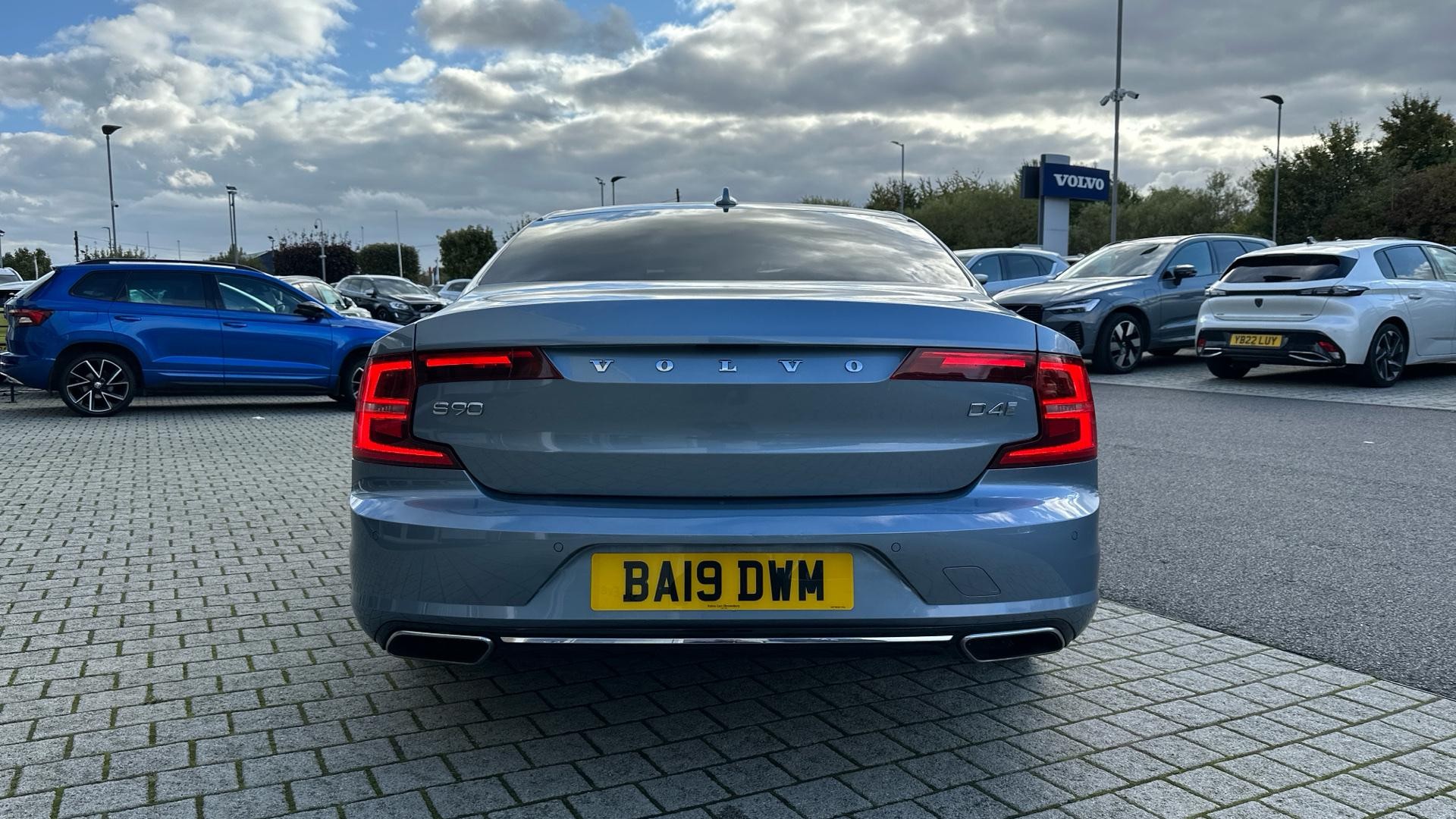 Volvo S90 Image 13