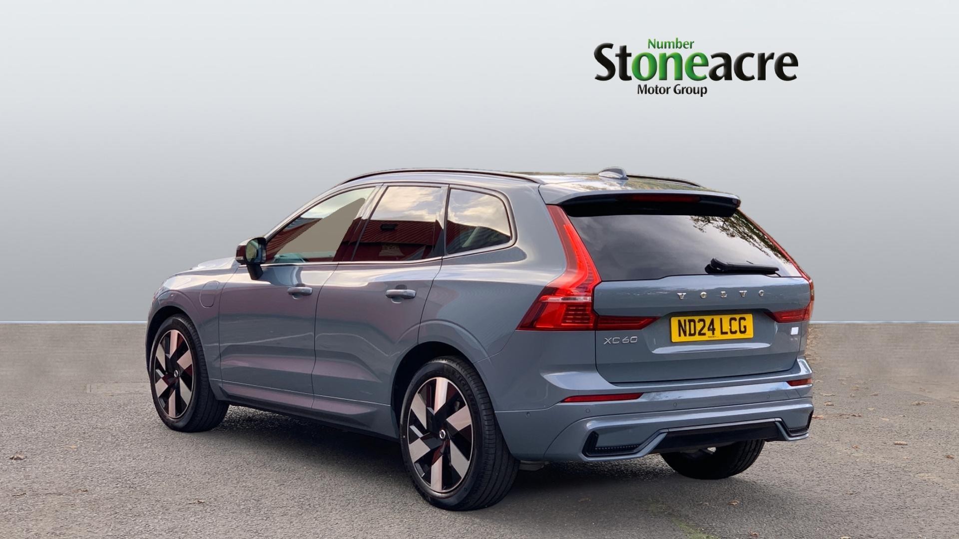 Volvo XC60 Image 2