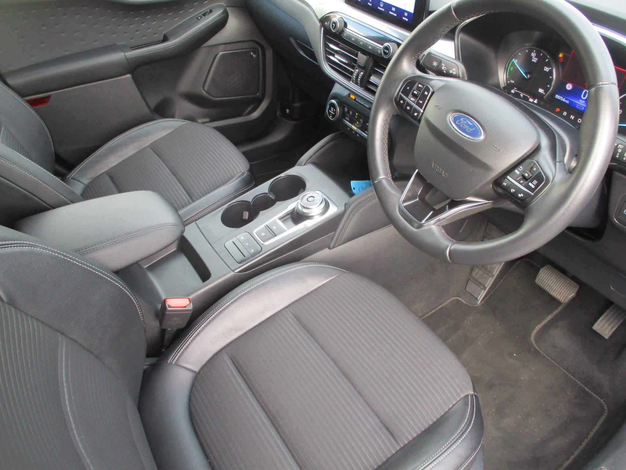 Ford Kuga Image 10