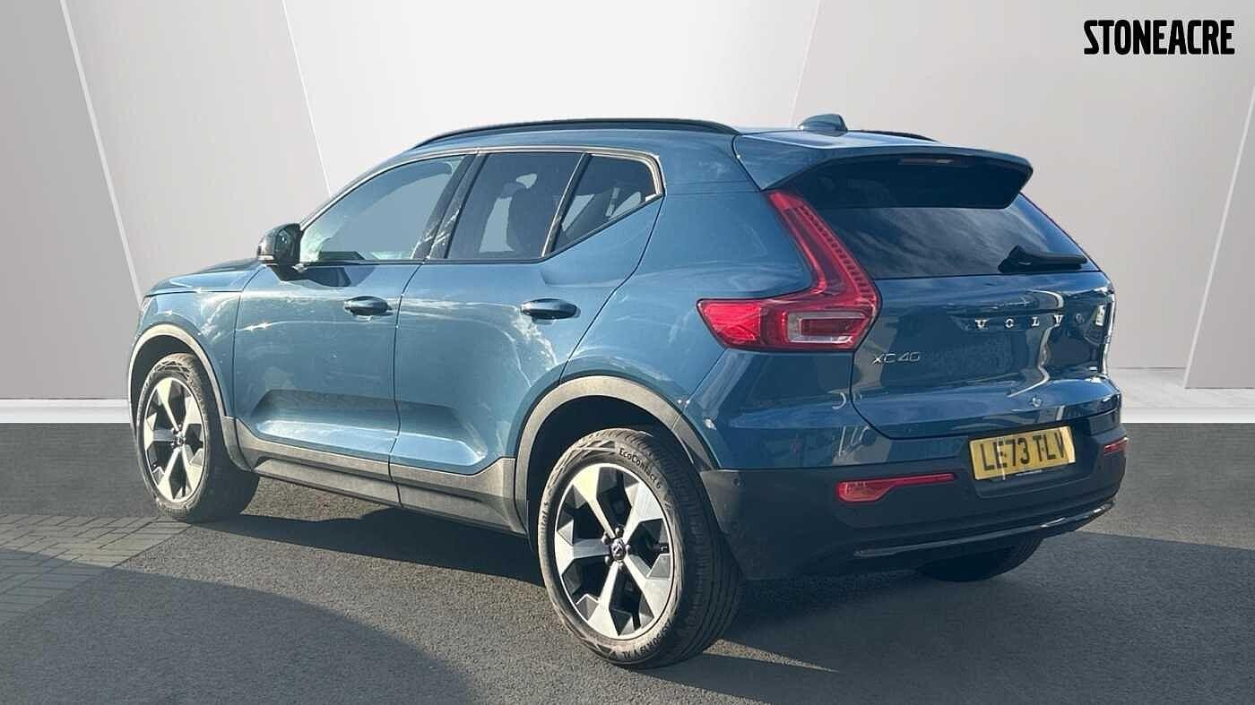 Volvo XC40 Image 2