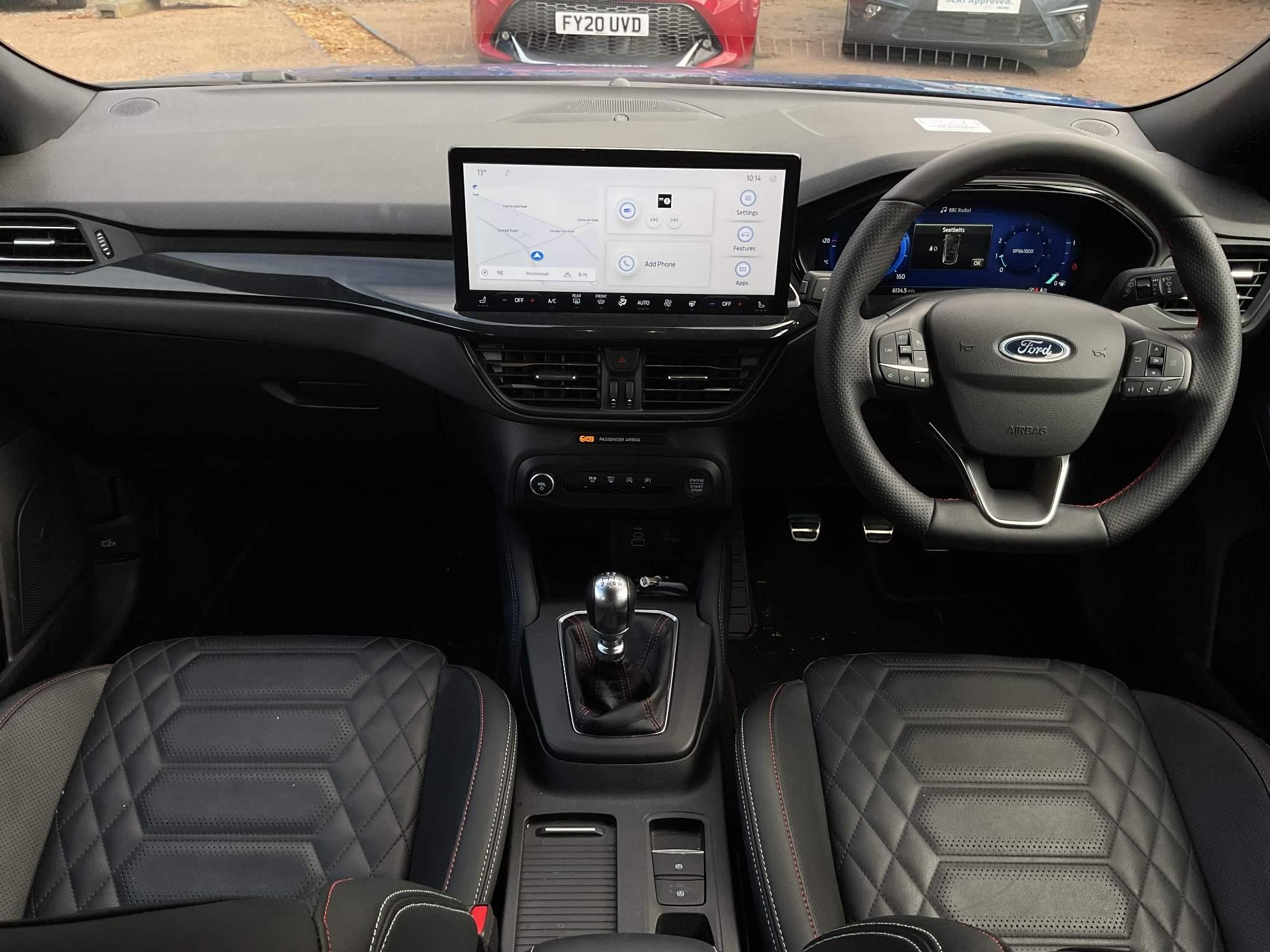 Ford Focus Image 13