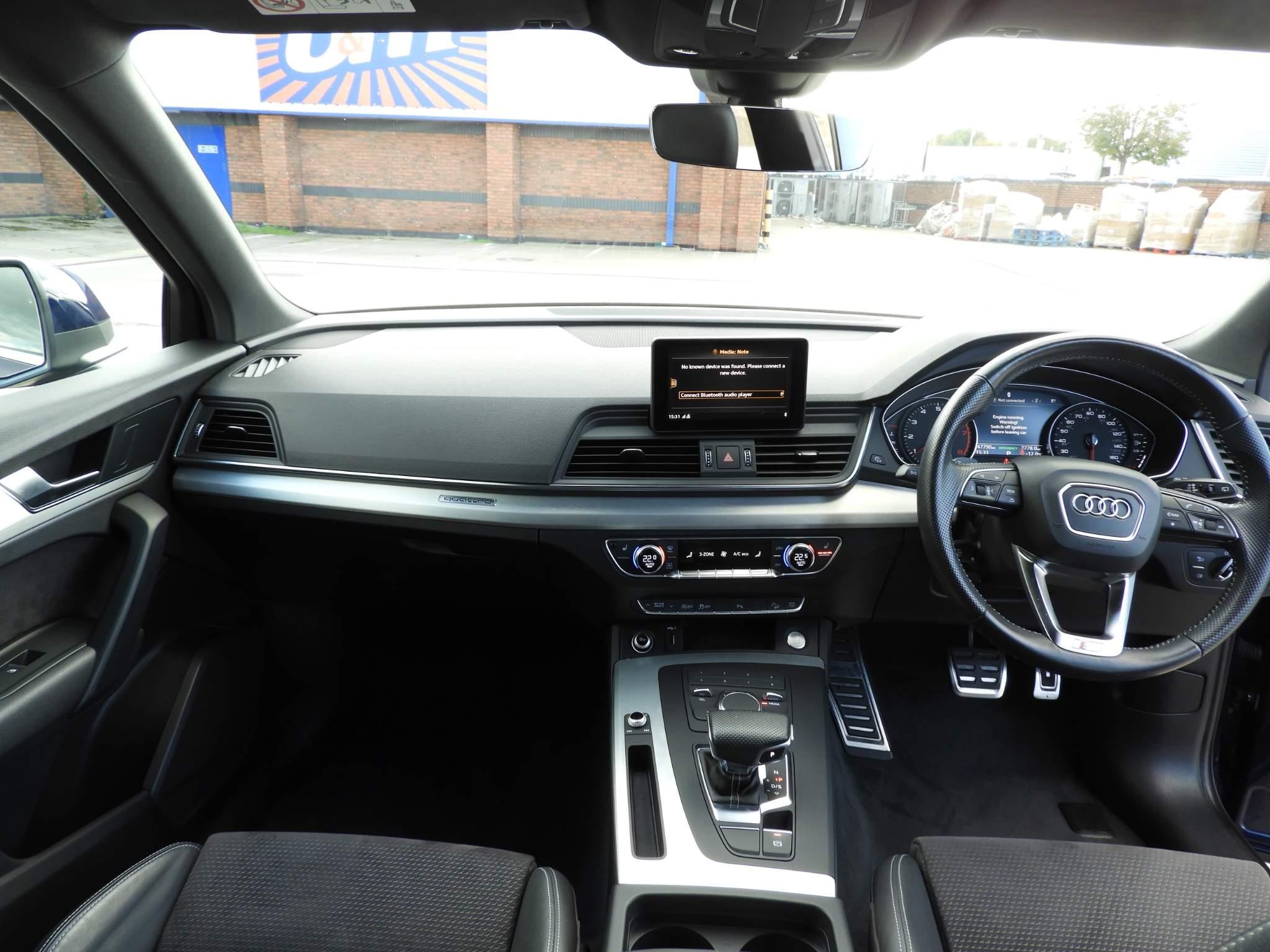 Audi Q5 Image 14