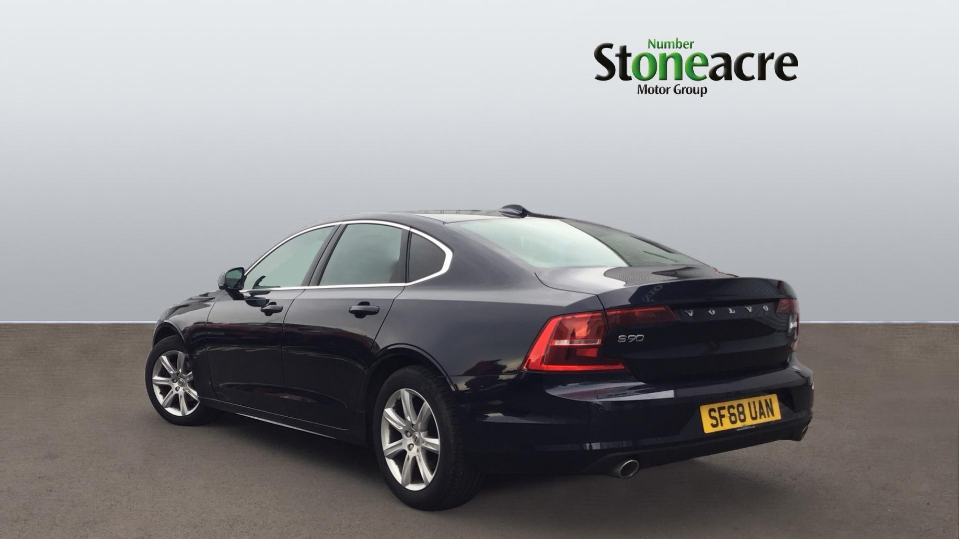 Volvo S90 Image 2