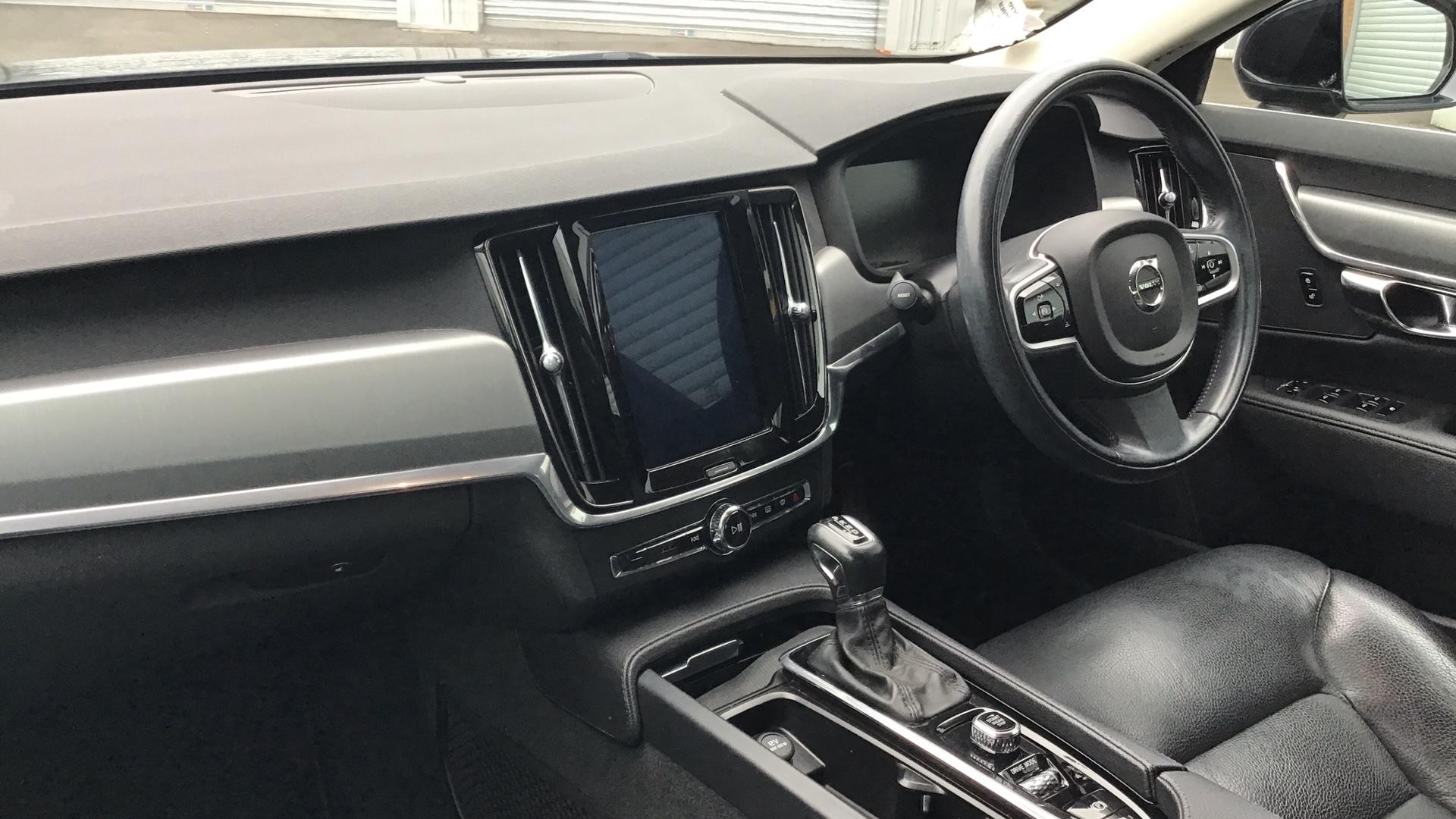 Volvo S90 Image 4