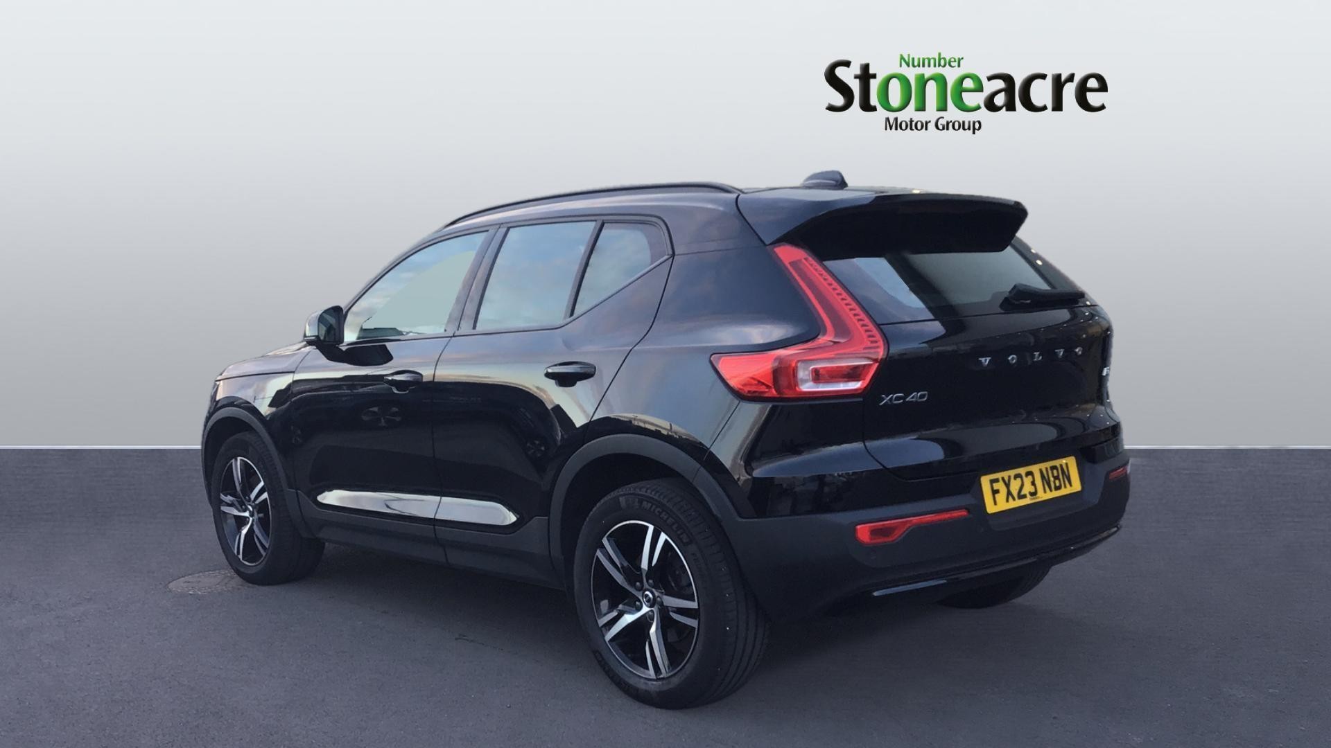 Volvo XC40 Image 2