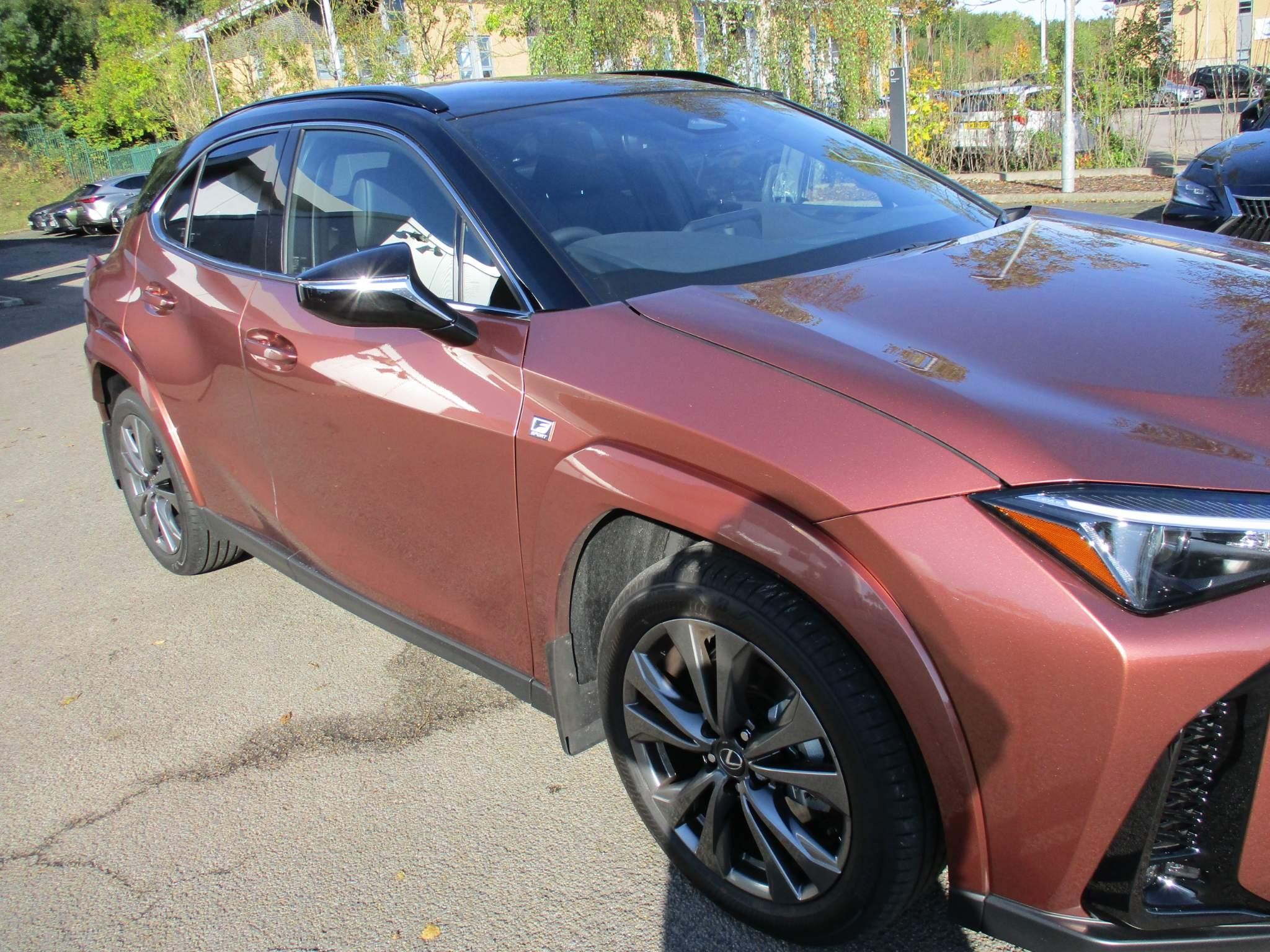 Lexus UX Image 39