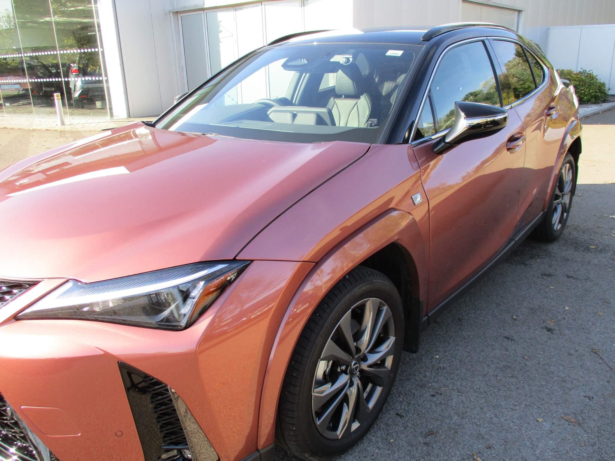 Lexus UX Image 42