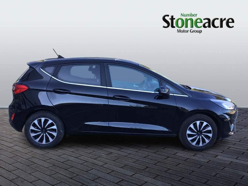 Ford Fiesta Image 2