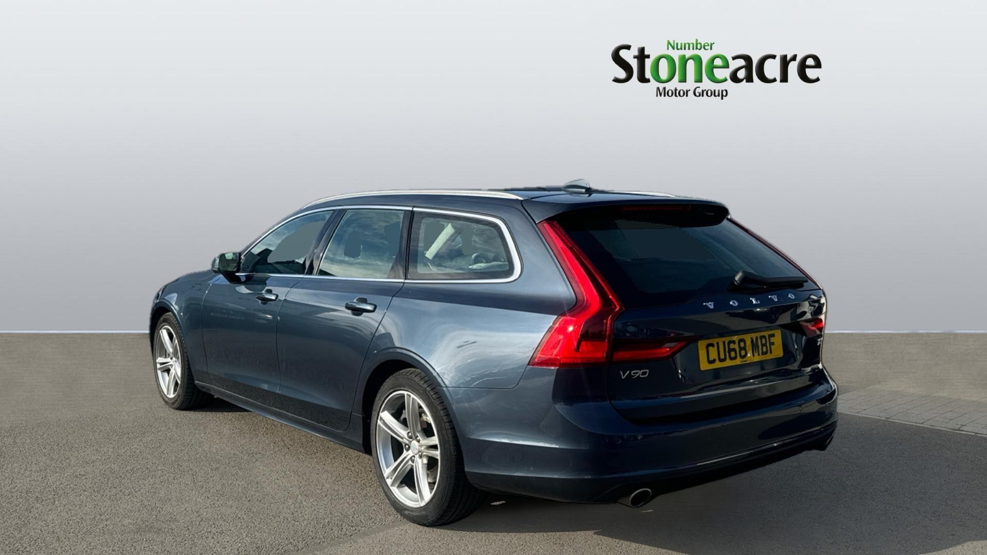 Volvo V90 Image 2