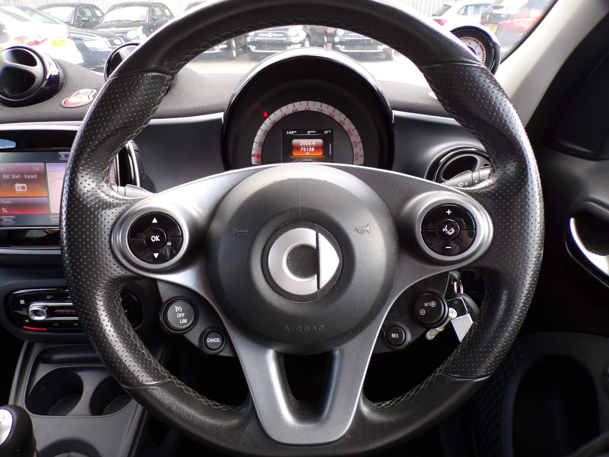 Smart ForFour Image 15