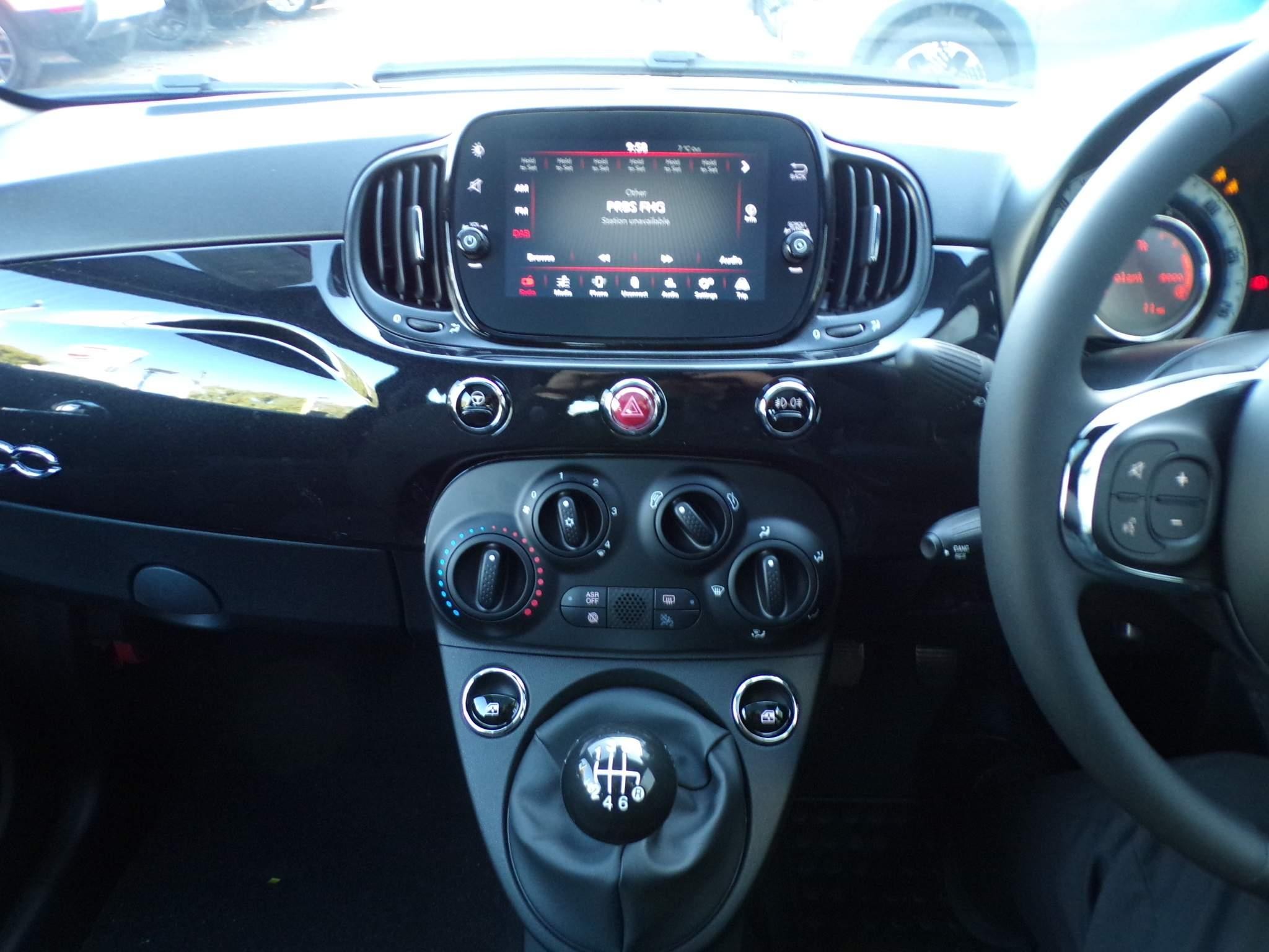 Fiat 500 Hybrid Image 15