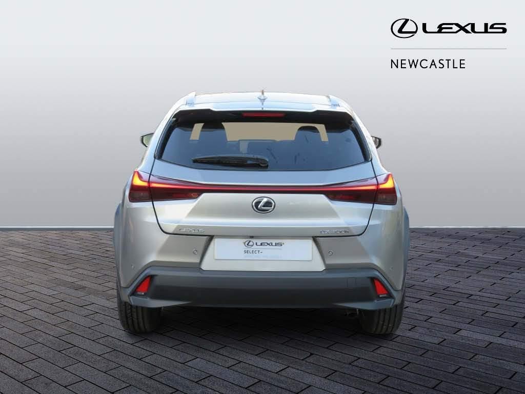 Lexus UX Self-Charging Hybrid Image 6