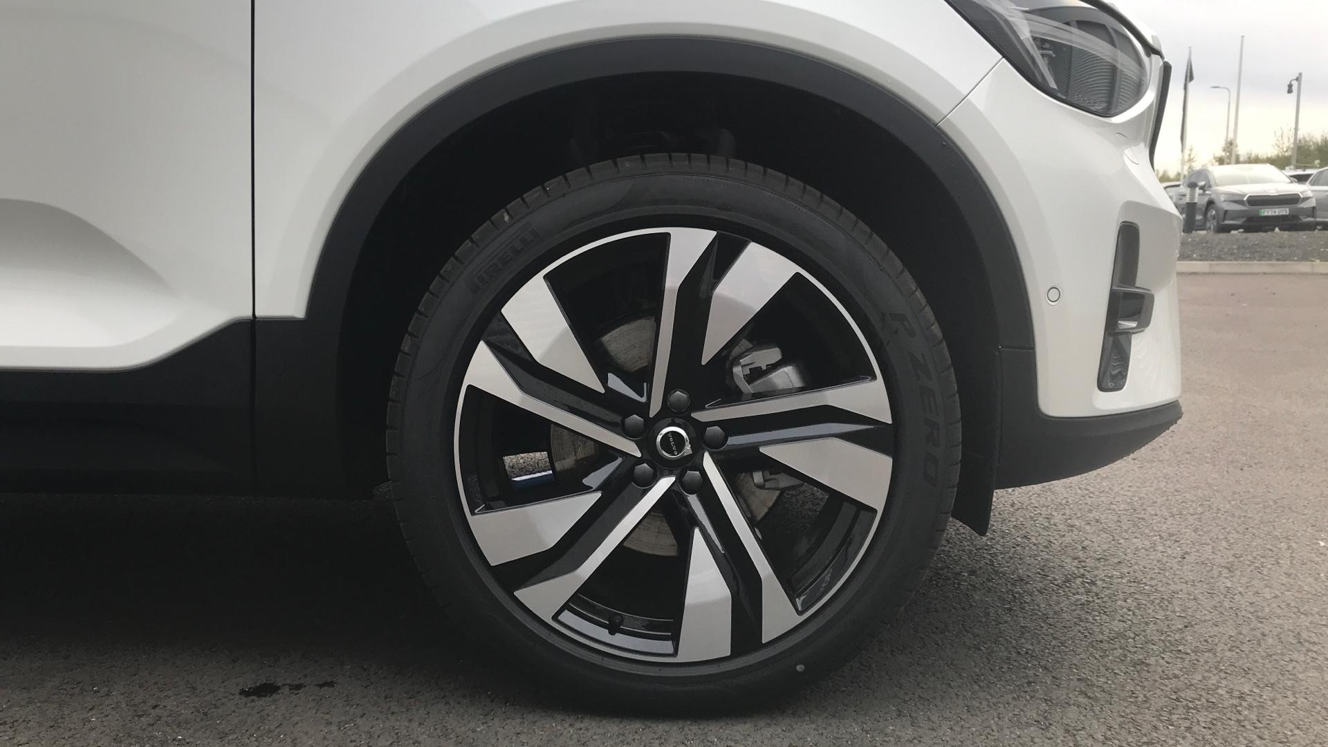 Volvo XC40 Image 16