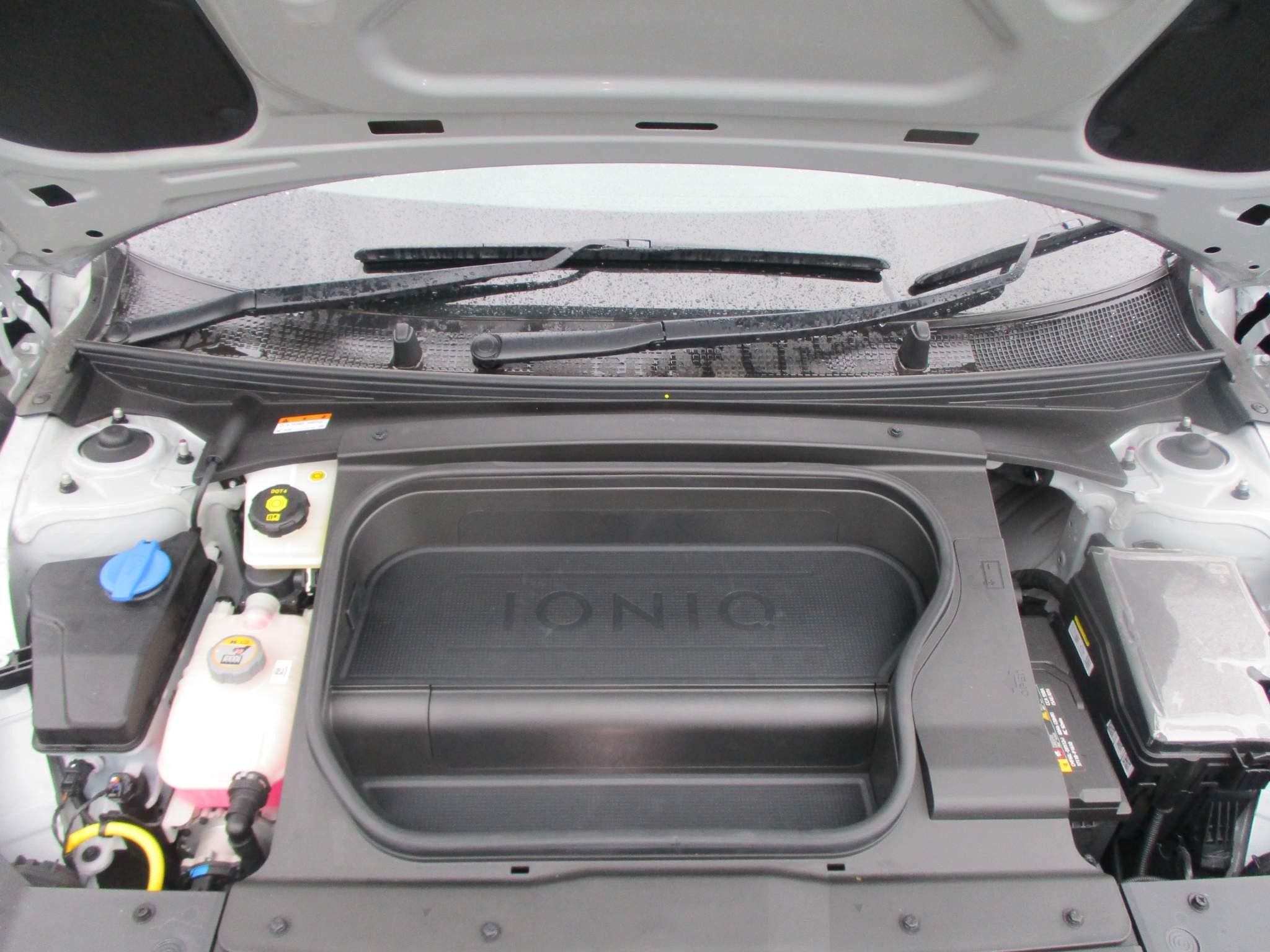 Hyundai IONIQ 6 Image 13