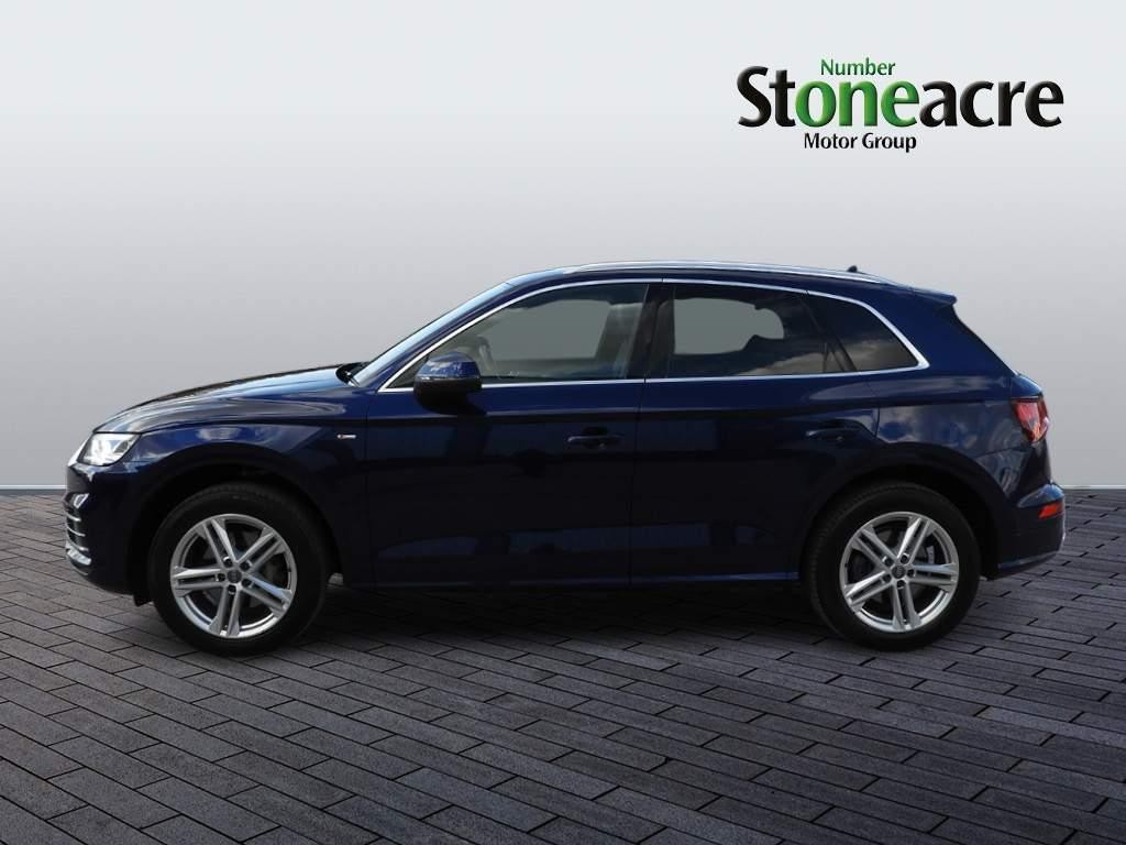 Audi Q5 Image 6