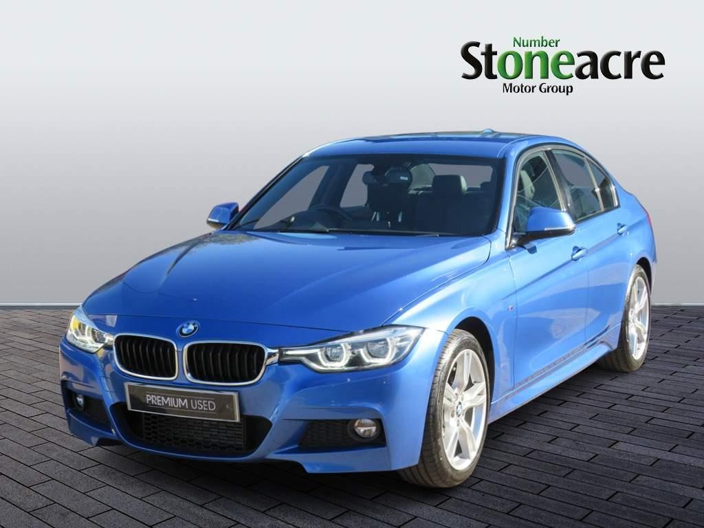 BMW 3 Series Image 9