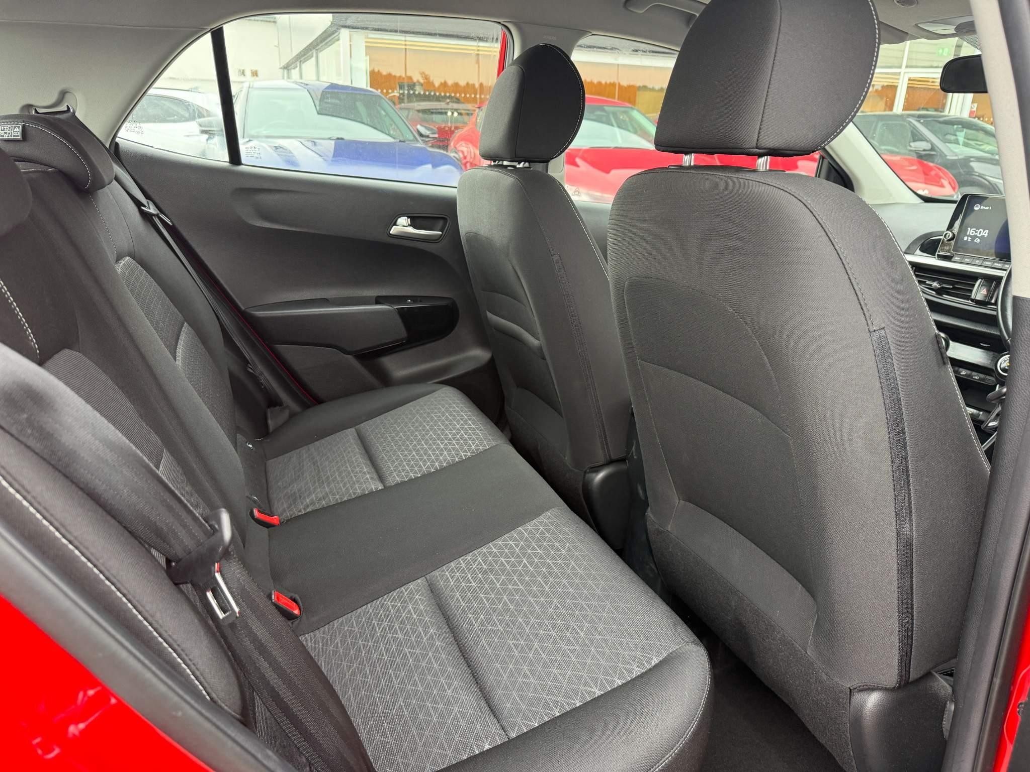 Kia Picanto Image 11