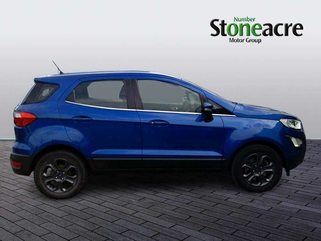 Ford EcoSport Image 2