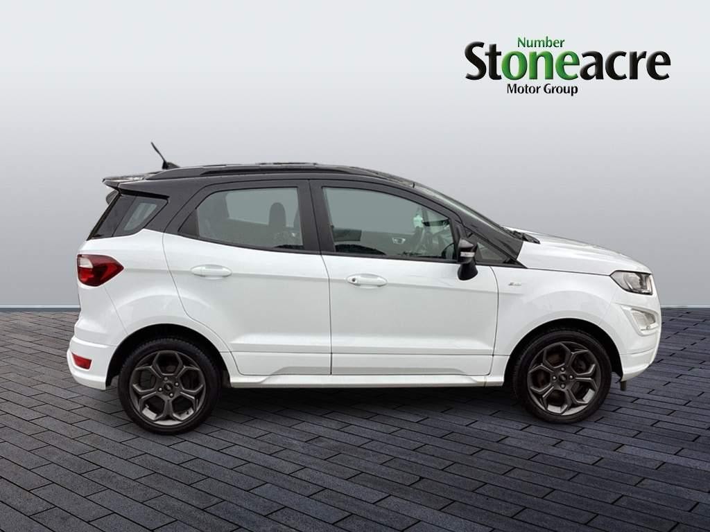 Ford EcoSport Image 2