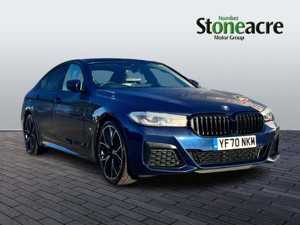 BMW 5 Series Image 1