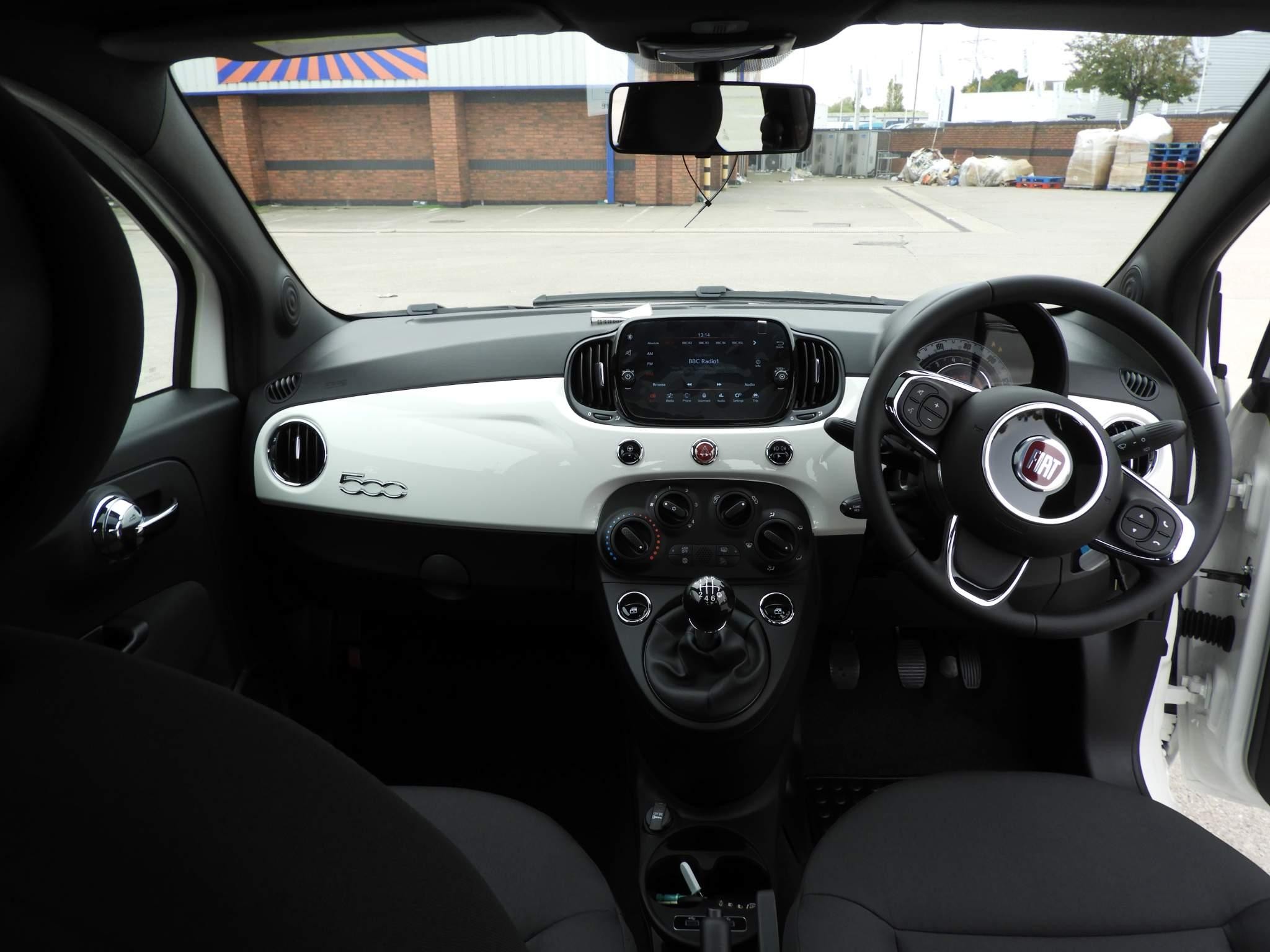 Fiat 500 Hybrid Image 13