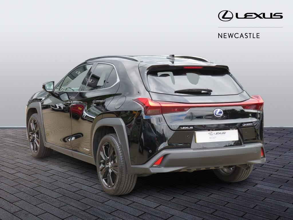 Lexus UX Image 7