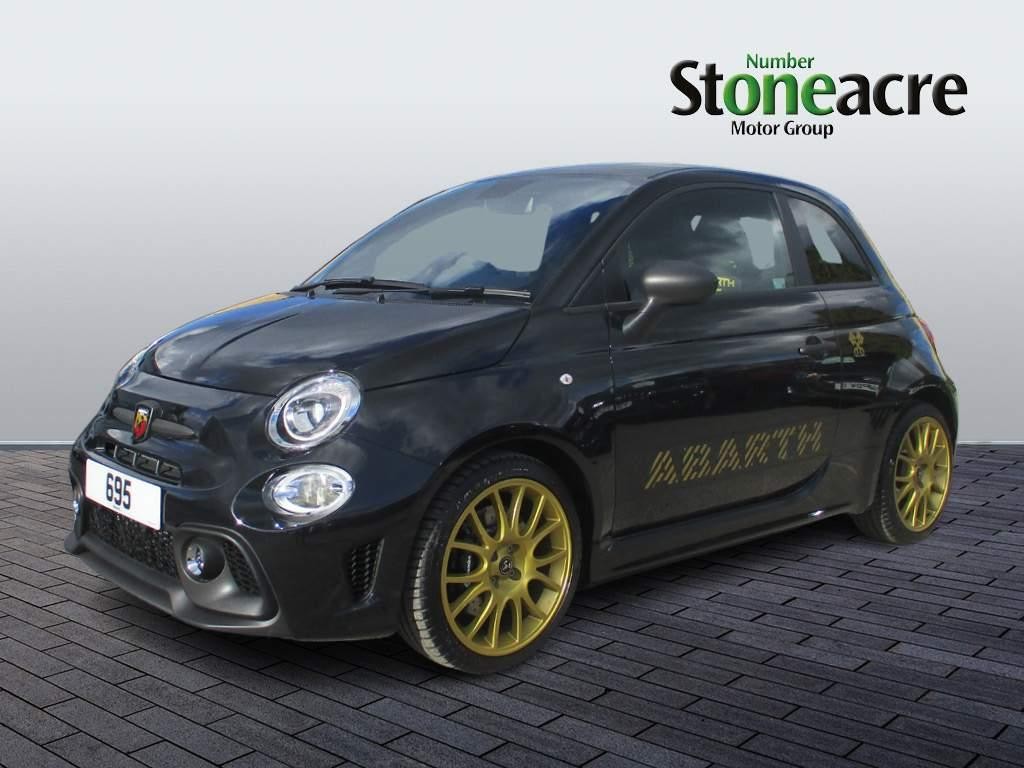 Abarth 695 Image 7