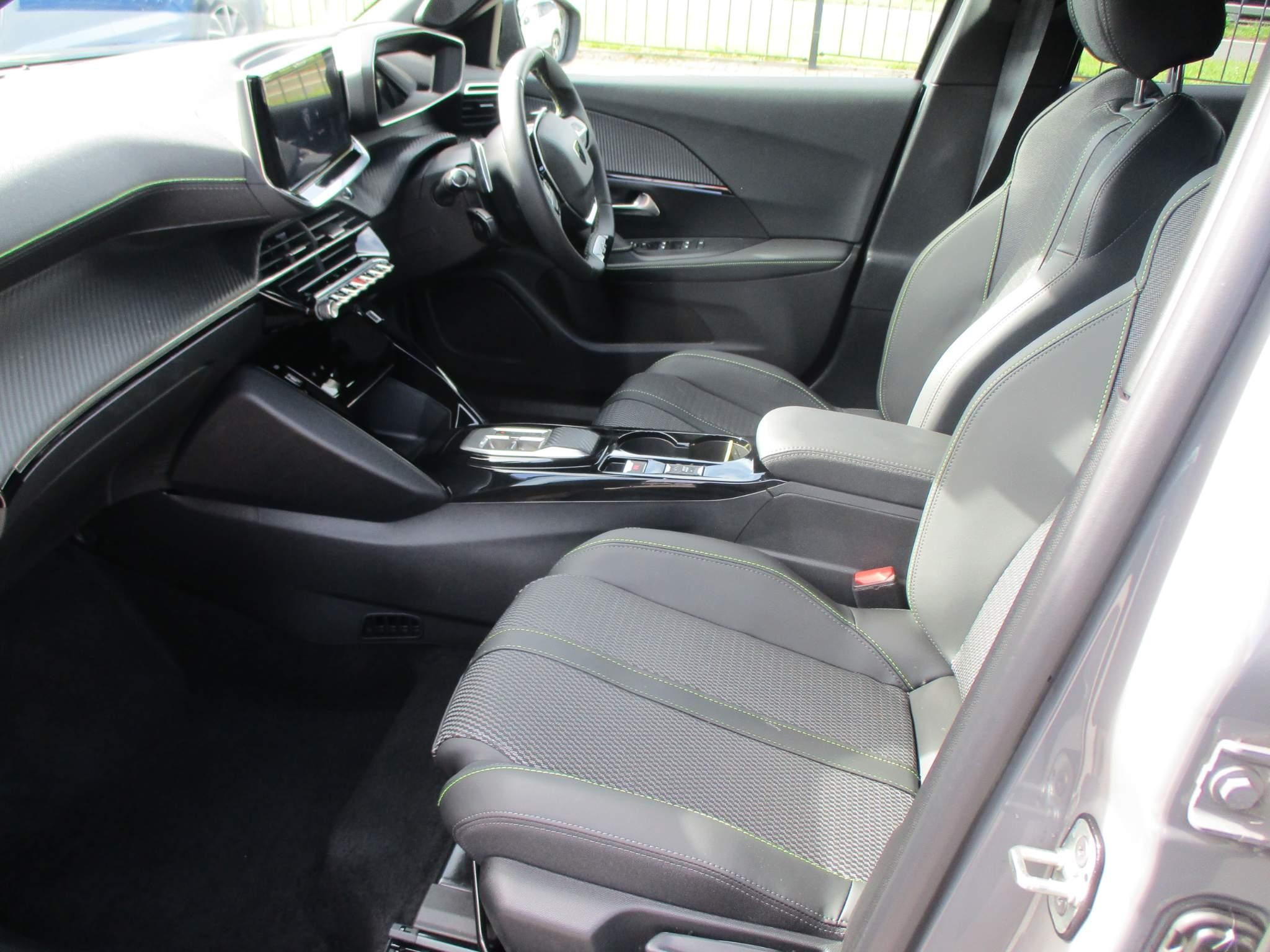 Peugeot 2008 Image 14