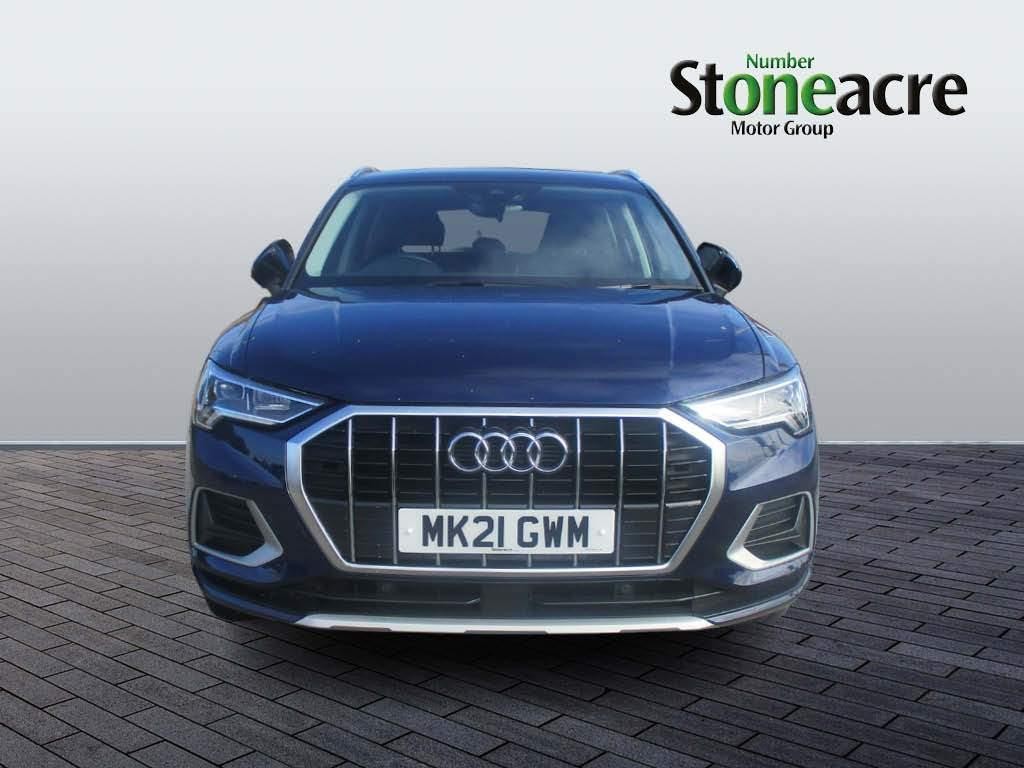 Audi Q3 Image 8