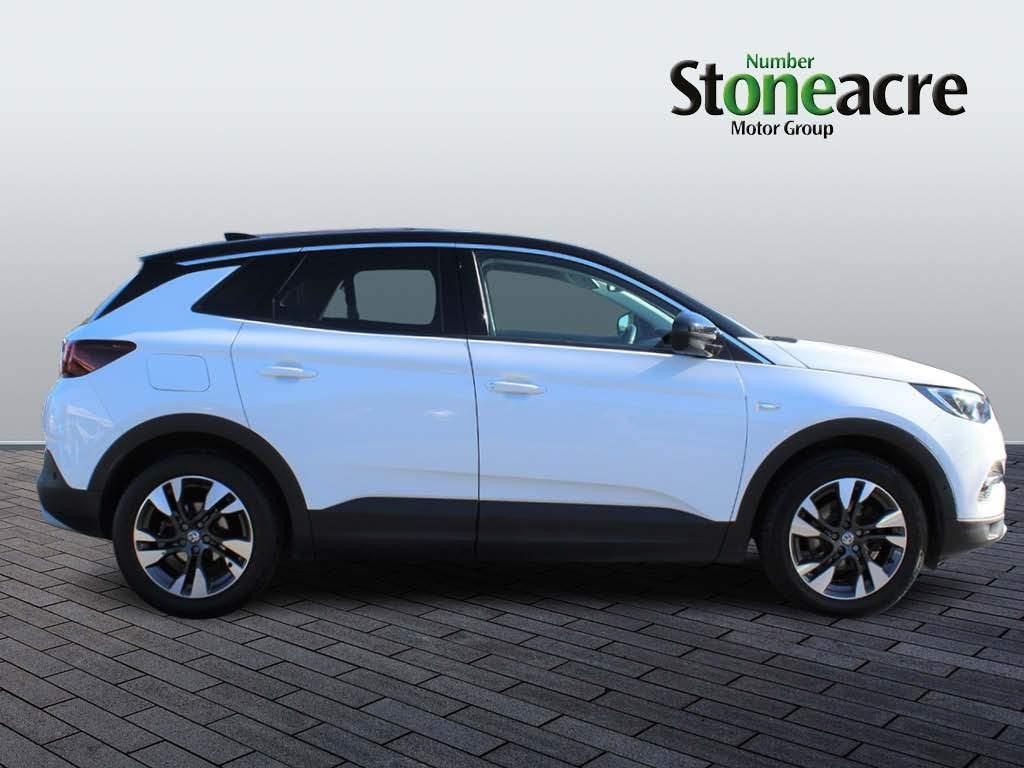 Vauxhall Grandland X Image 2