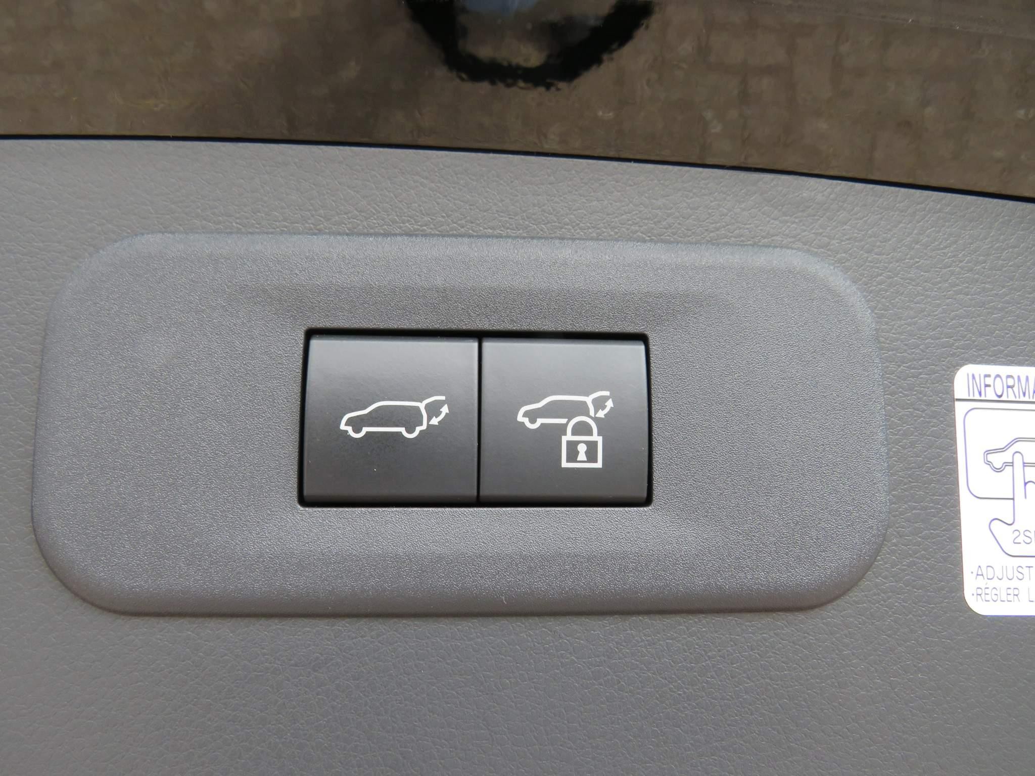 Lexus NX Self-Charging Hybrid Image 24