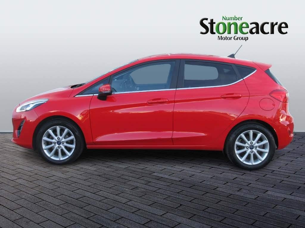 Ford Fiesta Image 6