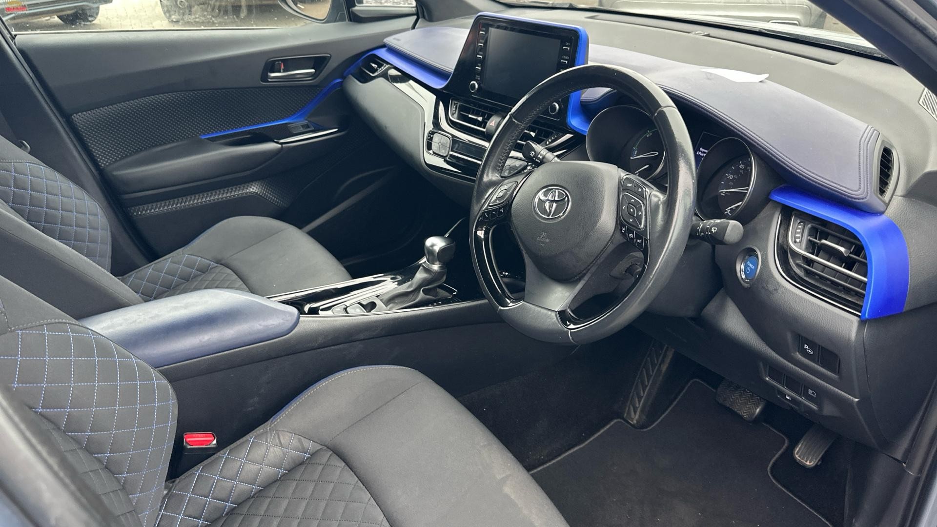 Toyota C-HR Image 5