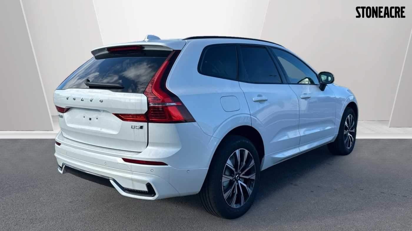 Volvo XC60 Image 8