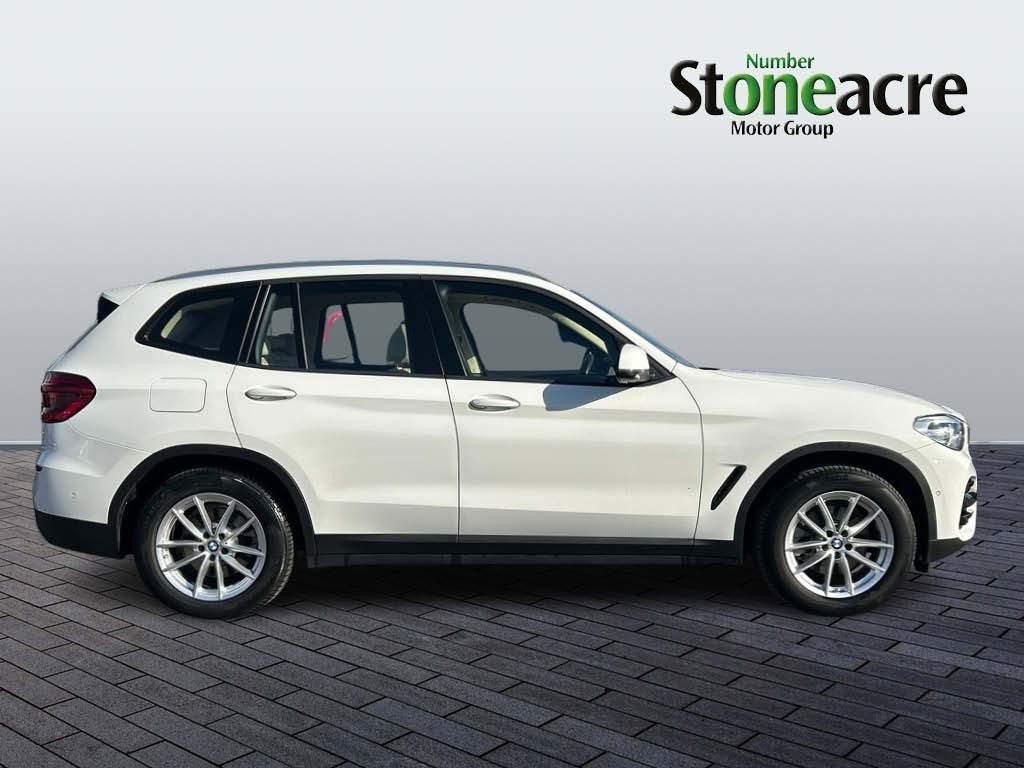 BMW X3 Image 2